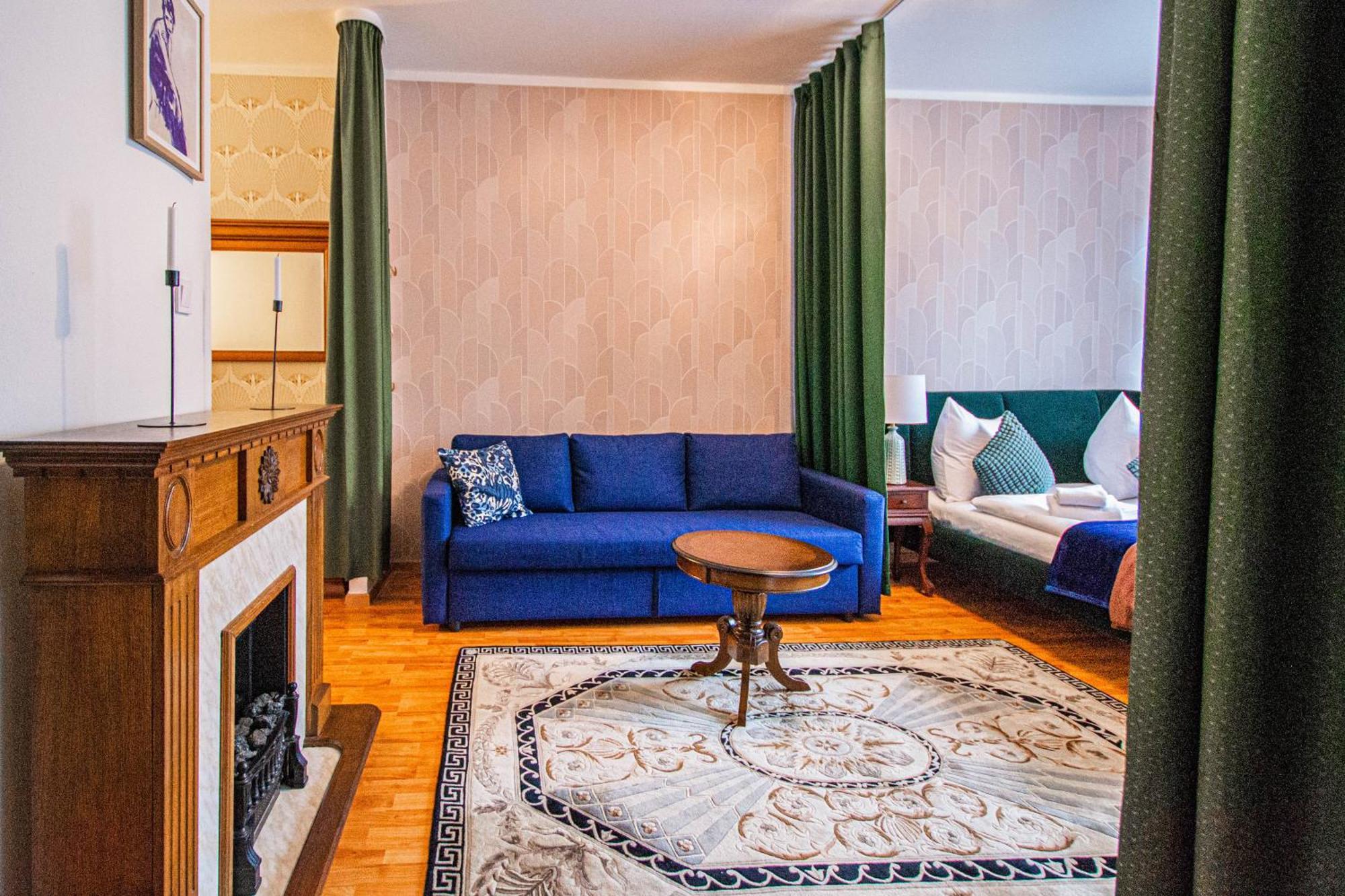 Main Square Sauna And Fireplace Apartament
